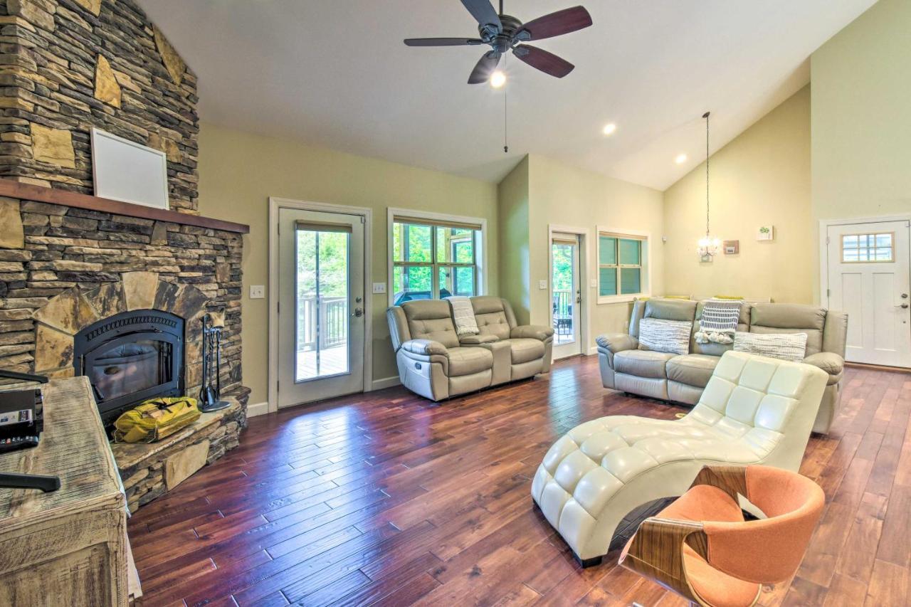Cozy Riverside Dahlonega Home With Kayaks And Fire Pit 외부 사진